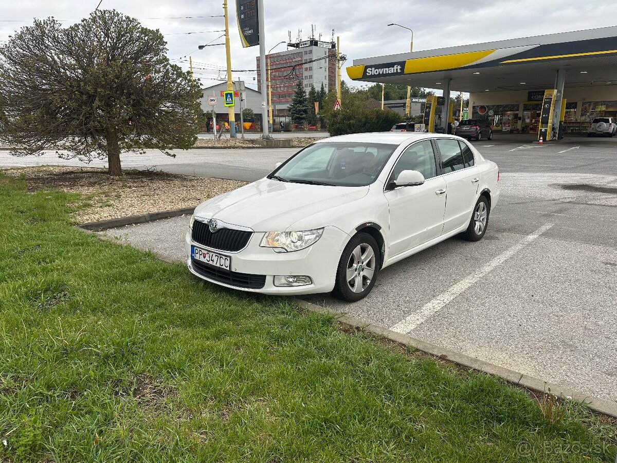 Škoda superb - 2