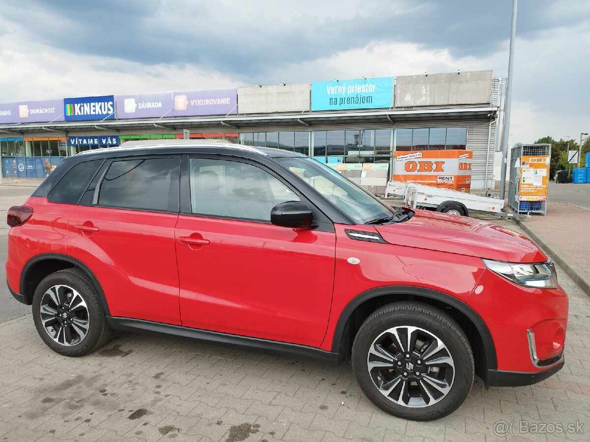 suzuki vitara 1.4 rok 2024 - 2
