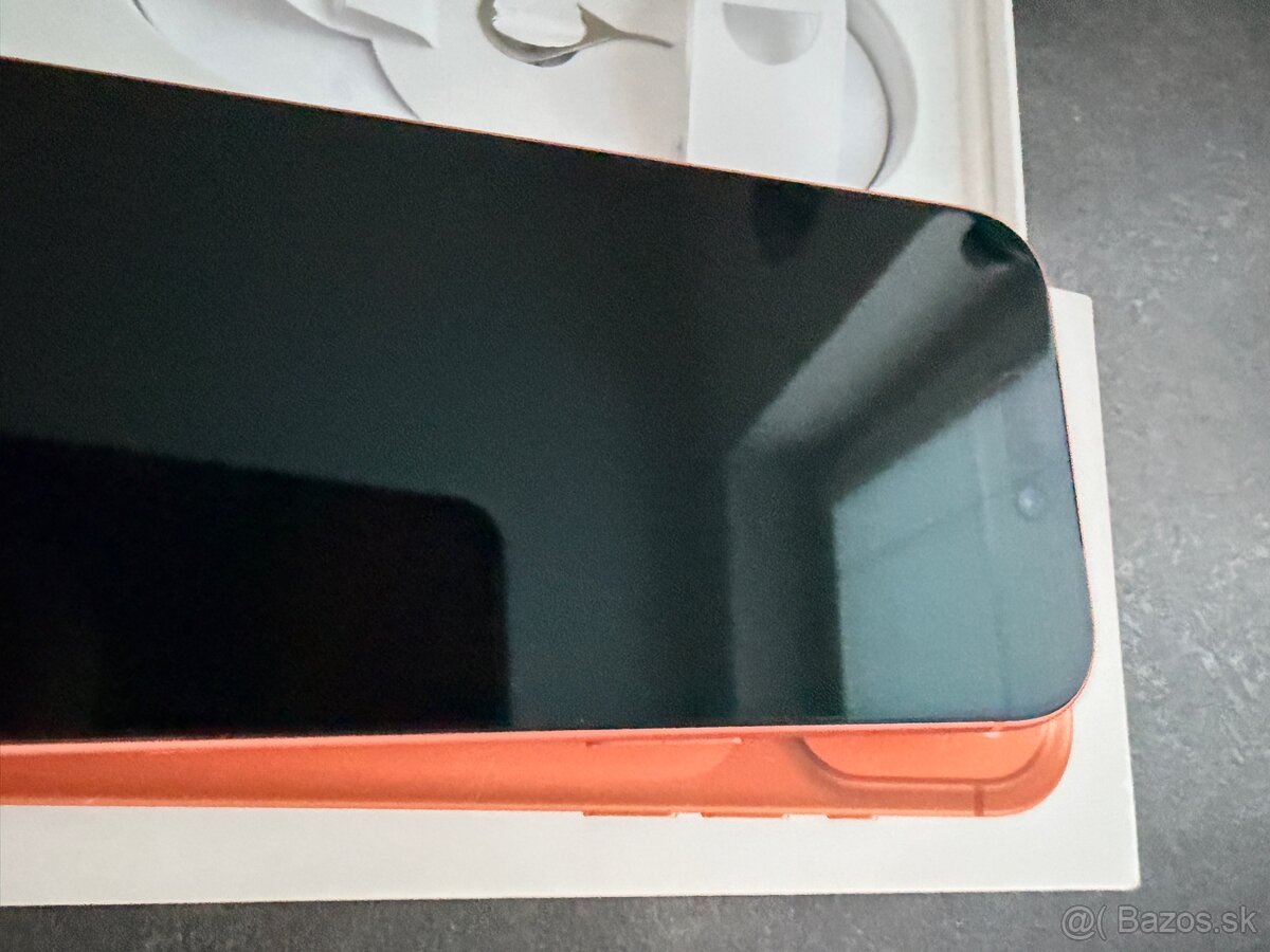 Predam/Vymenim iPhone 17 Pro 256Gb Orange - 2