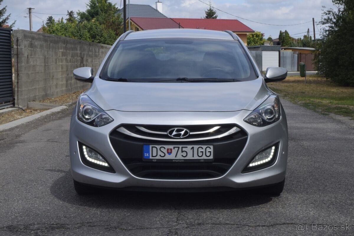 Hyundai i30 CW 1.6 CRDI - 2
