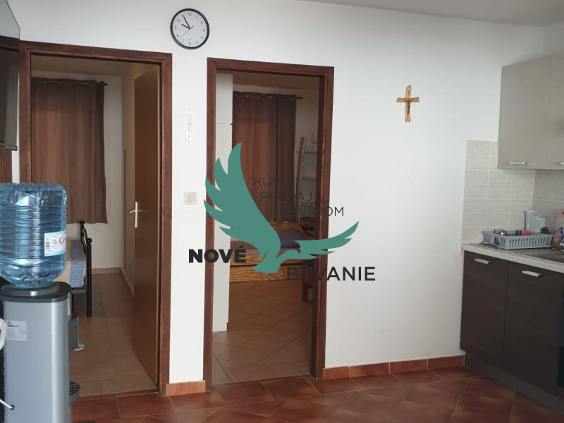 Chorvátsko, ostrov Vir - Na predaj útulný trojizbový apartmá - 2