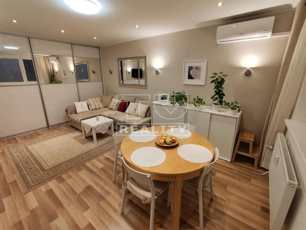 Predaj moderne zrekonštruovaného a zariadeného 2... - 2