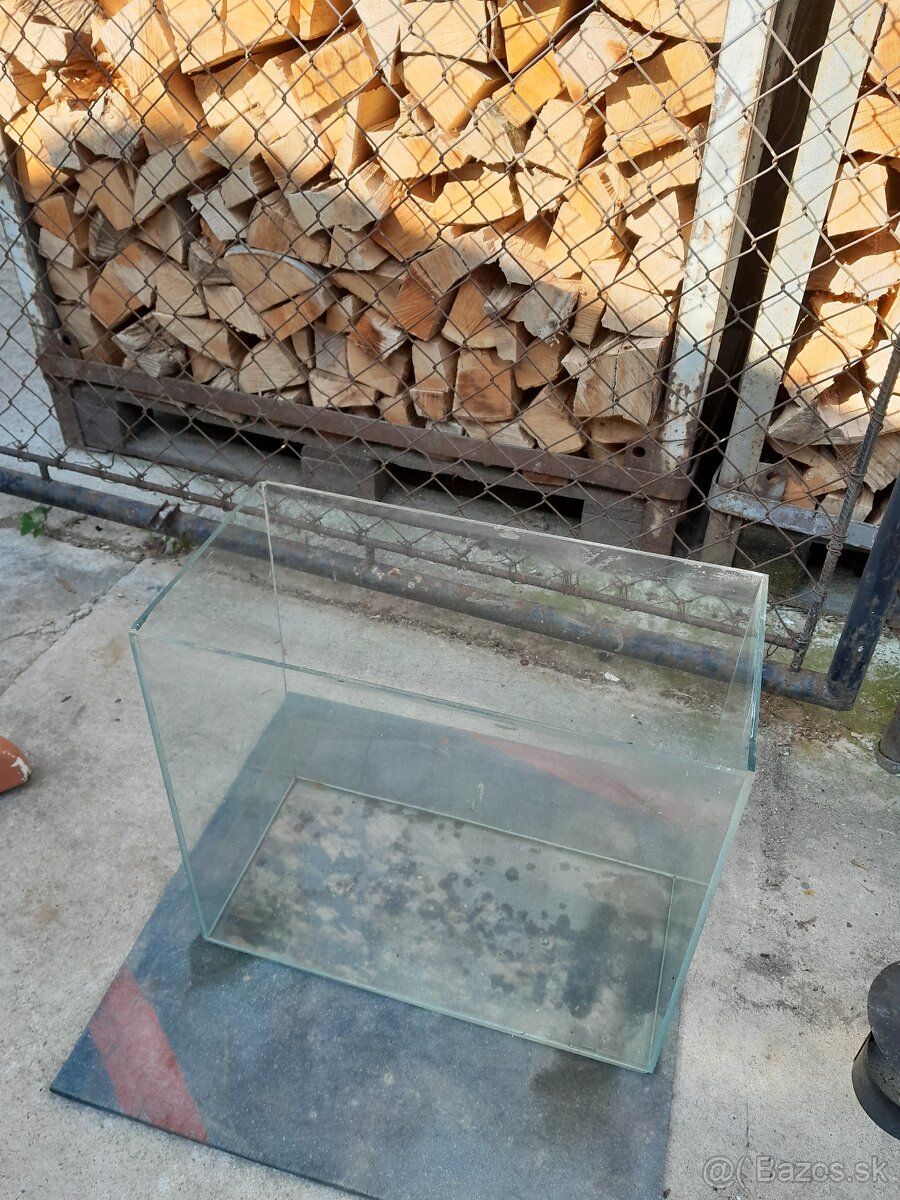 Predám akvárium - 2