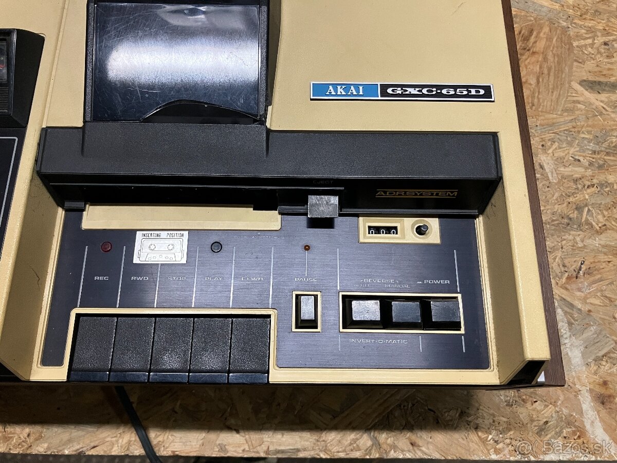 Predám mgf Akai - 2