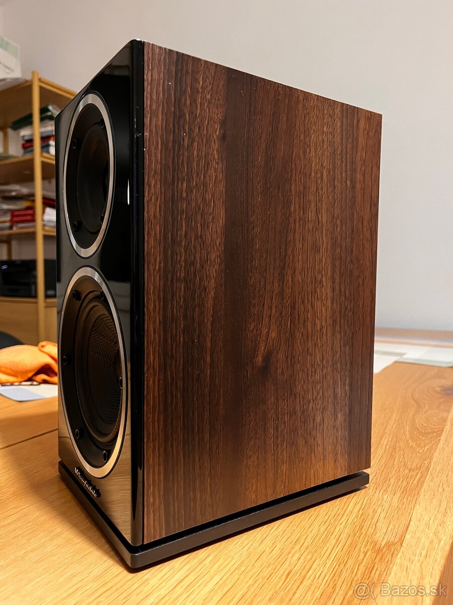 Wharfedale Diamond 220 - 2