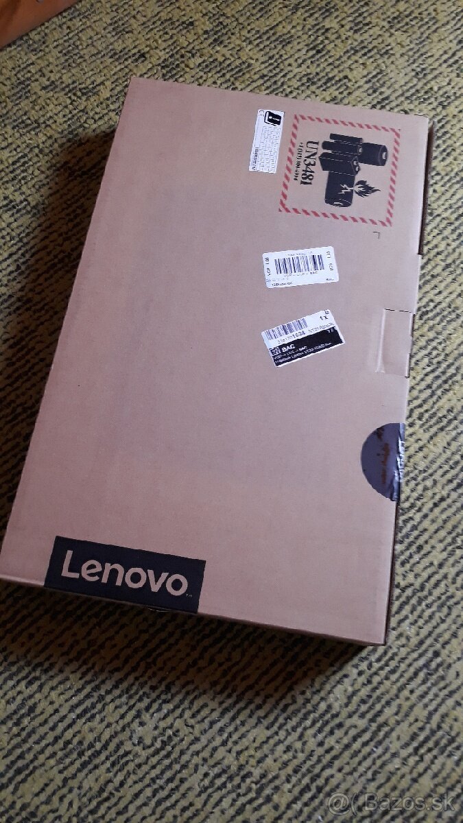 Lenovo - 2