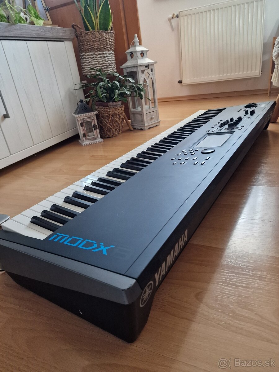 Yamaha MODX8 - znížená cena - 2