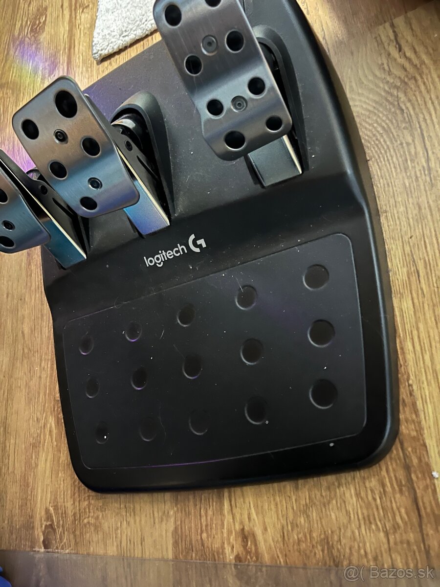 Logitexh volant+pedale+ riadaca paka - 2