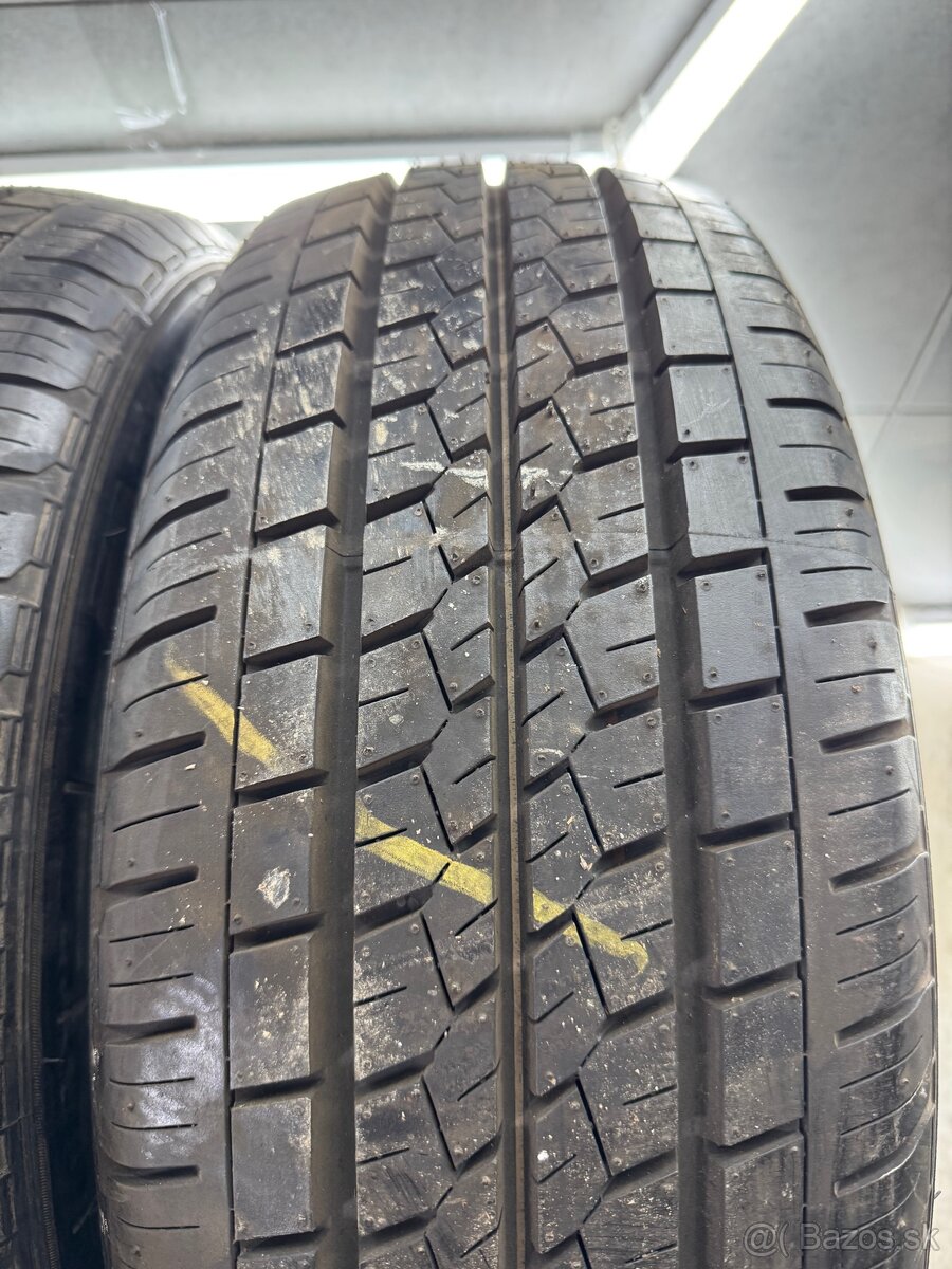 LETNÍ DEMO PNEU 215/65/15C - 2