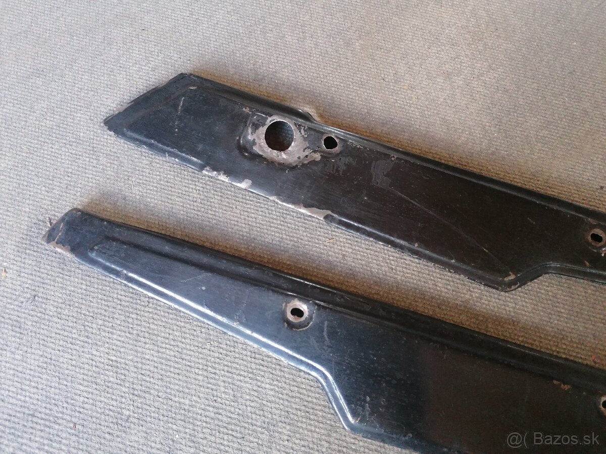 Bočné plechy na Babetta 207 - 2