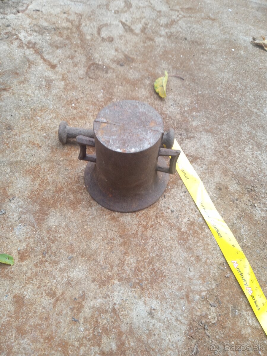 Mažiar s tlcikom vahy - 2