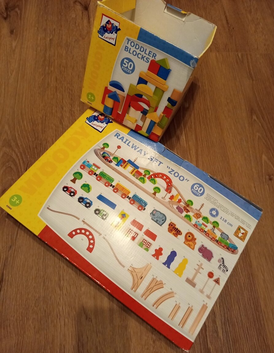 Drevený vlak + tabuľa + kocky - 2