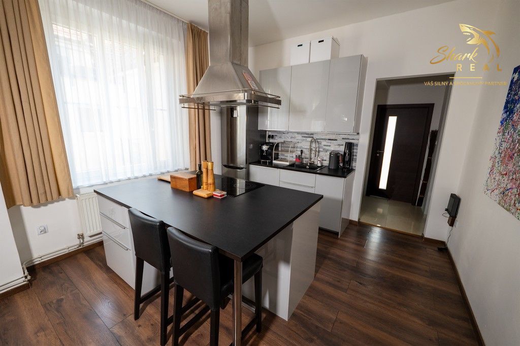 PRENÁJOM - 2. Izbový byt v centre mesta - 2