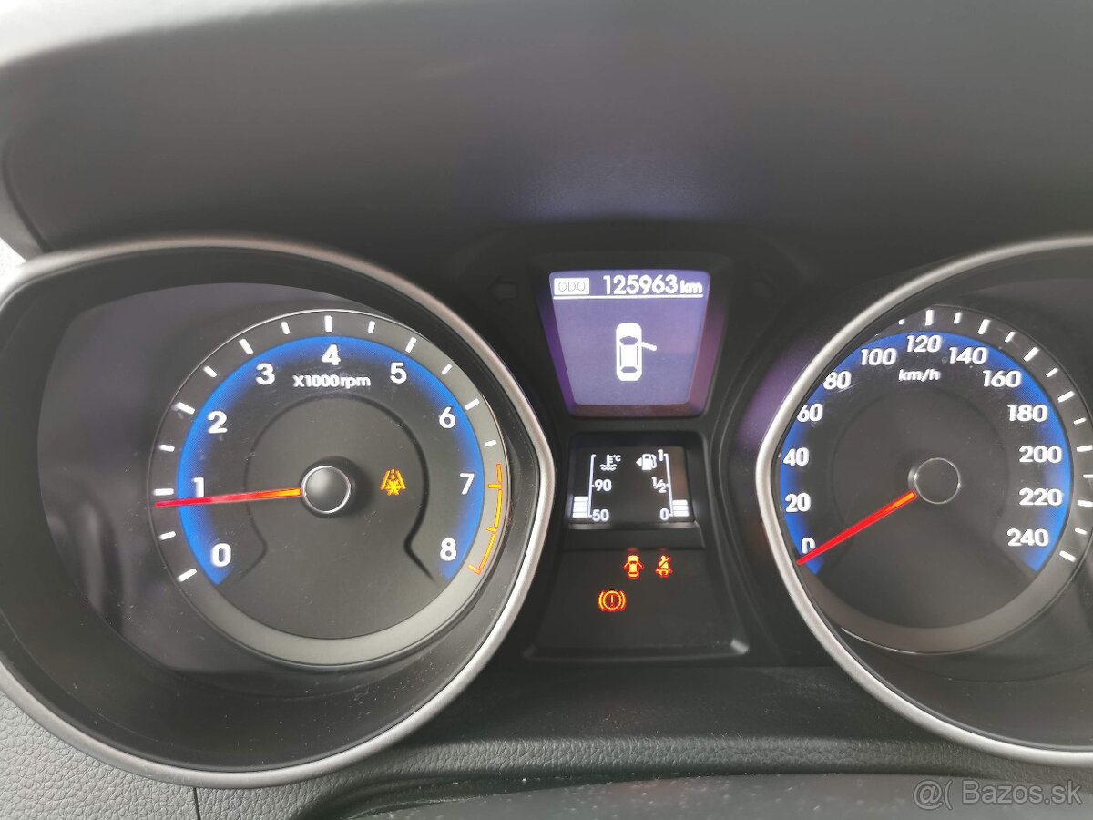 Predám Hyundai i30 1,4i MPI DOHC CVVT Family - 2