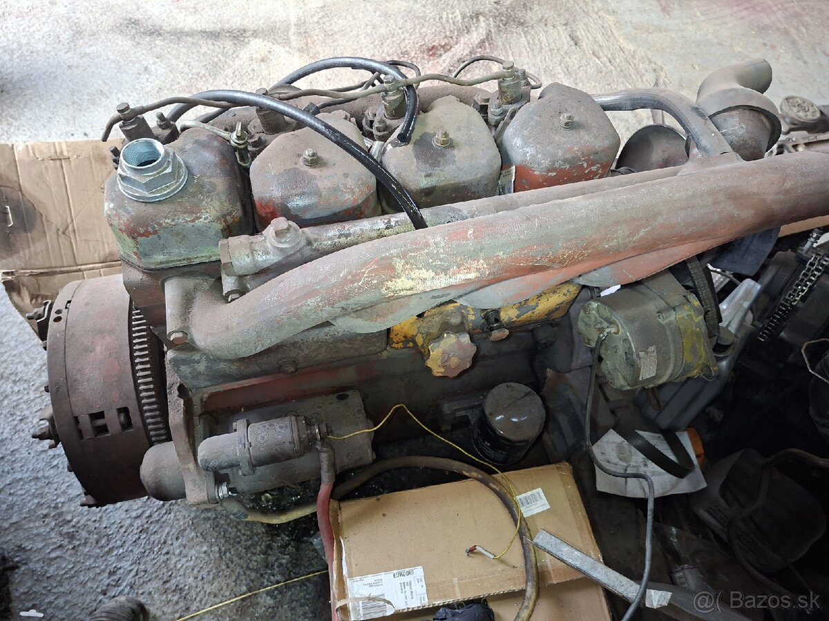 Zetor 7011 major motor vŕtanie 102mm - 2