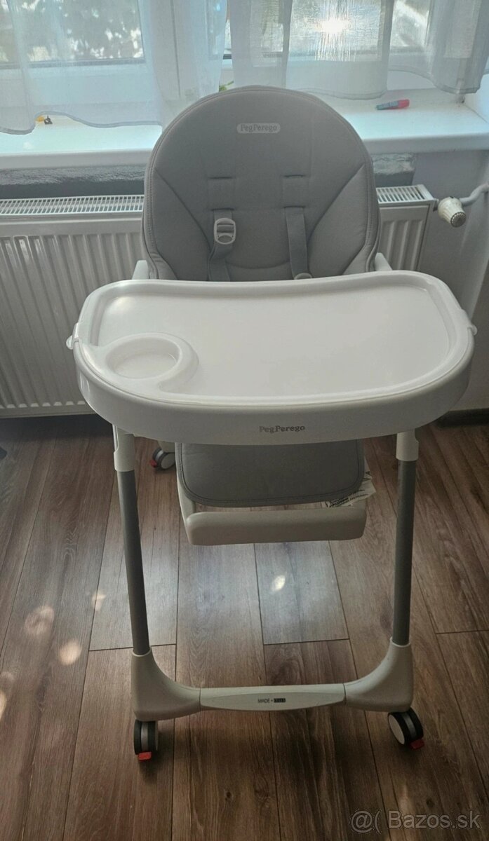 Jedálenská stolička - 2