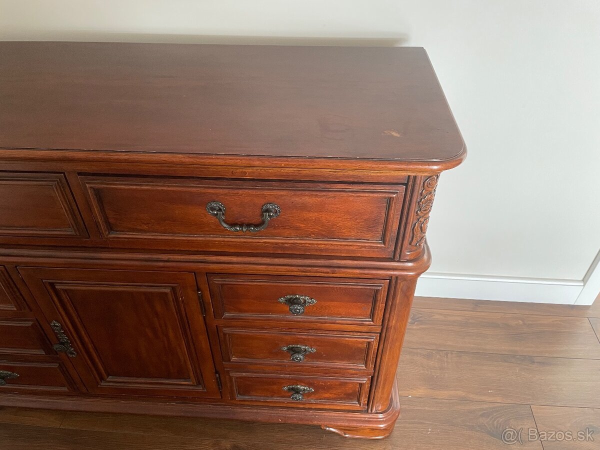 Masívna komoda rustikálna - 2