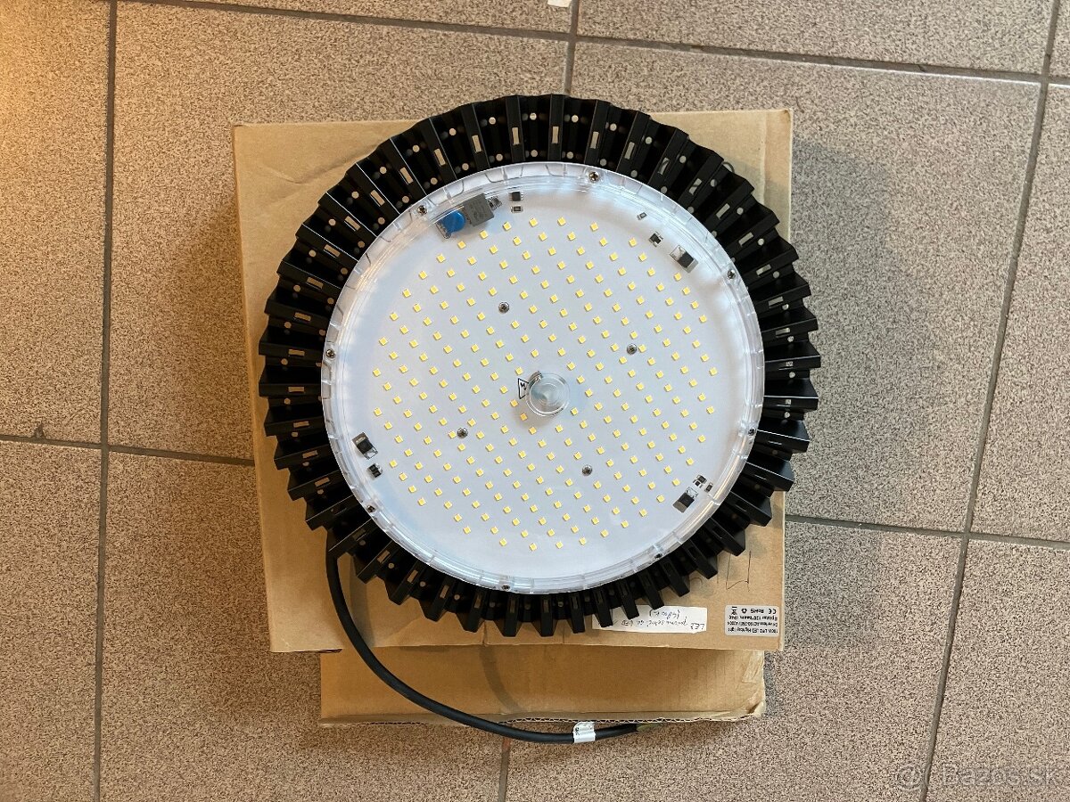 Priemyselné LED svietidlo "UFO" - 2