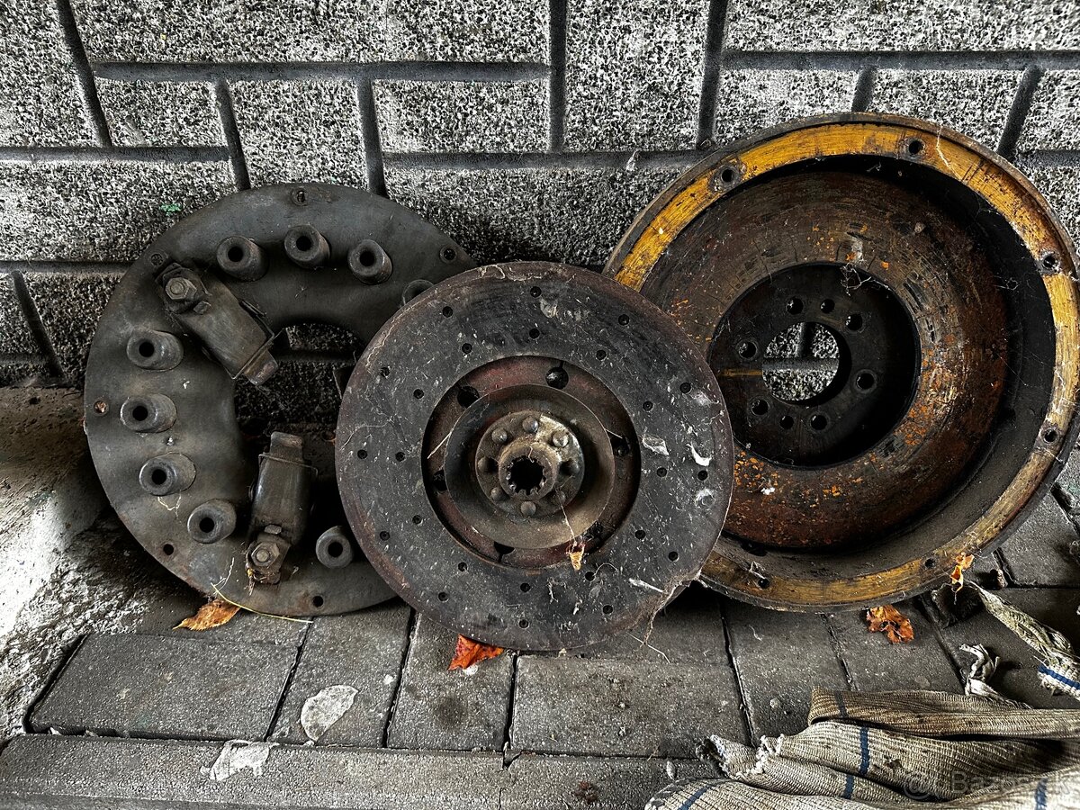 Spojka a zotrvačnik - 2