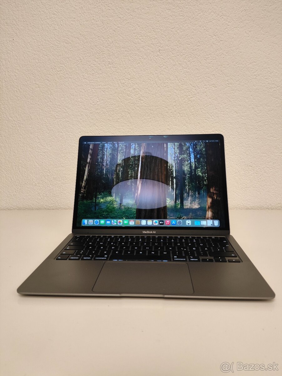 MacBook Air 2020 | i5 • 16GB • 256GB SSD - 2