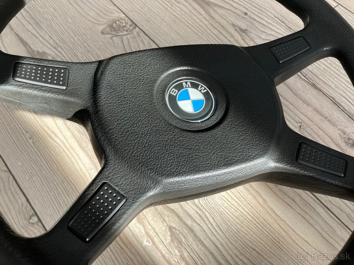 Volant Bmw E30 - 2