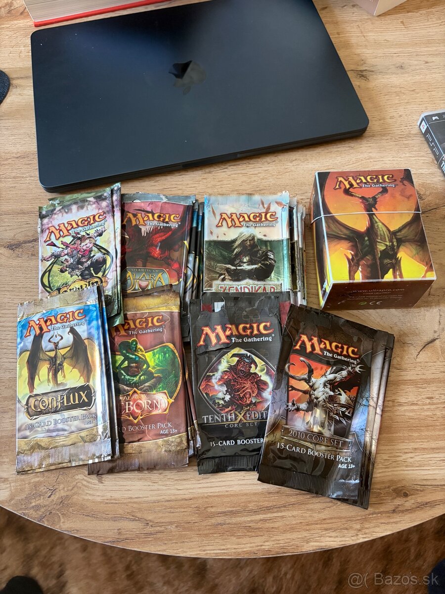 Mtg ultra pro deck box Nicol Bolas + ( 37 empty packages) - 2