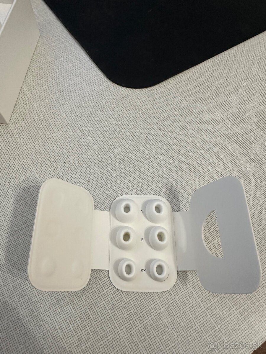 Slúchadka-Apple AirPods 2.Generácie - 2