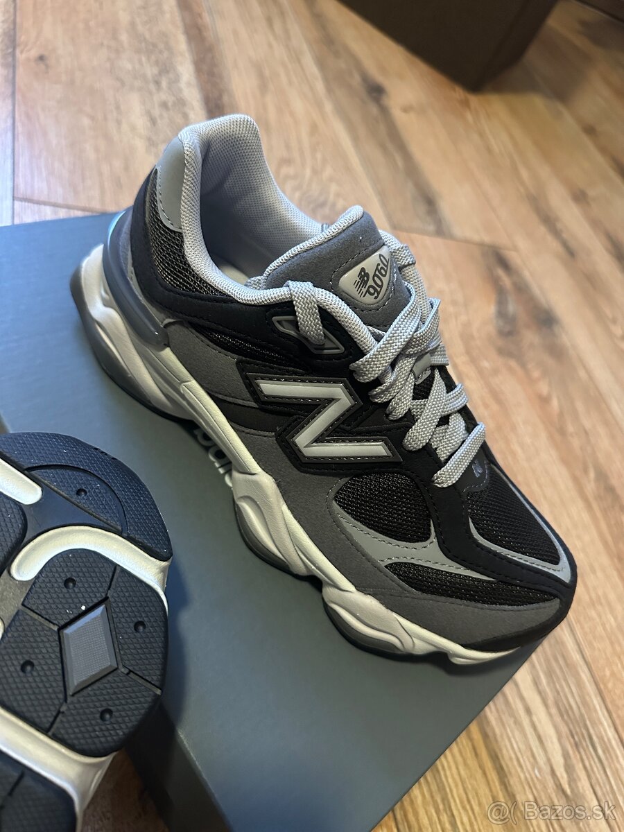 New Balance – model GC9060 - 2