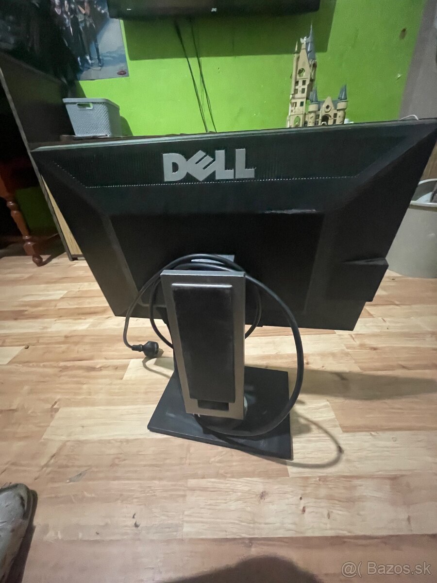 Dell monitor - 2