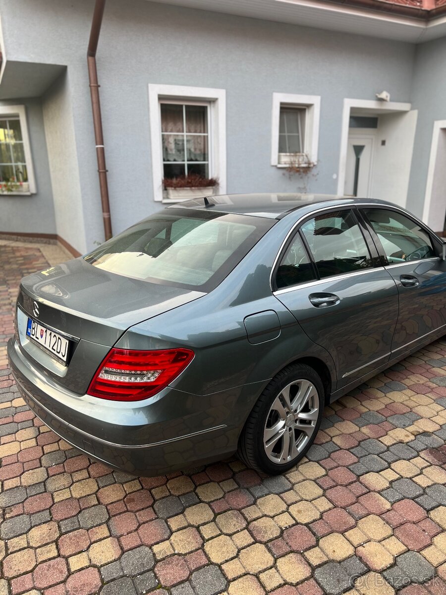 Mercedes-Benz W204 Facelift Avantgarde - 2