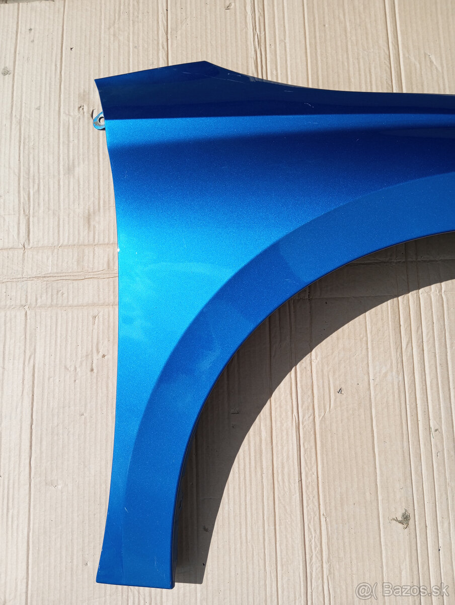 Predám blatník na skoda fabia 4 . - 2