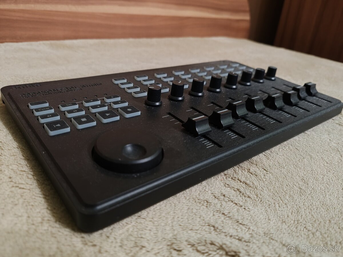 Korg nanokontrol studio - 2