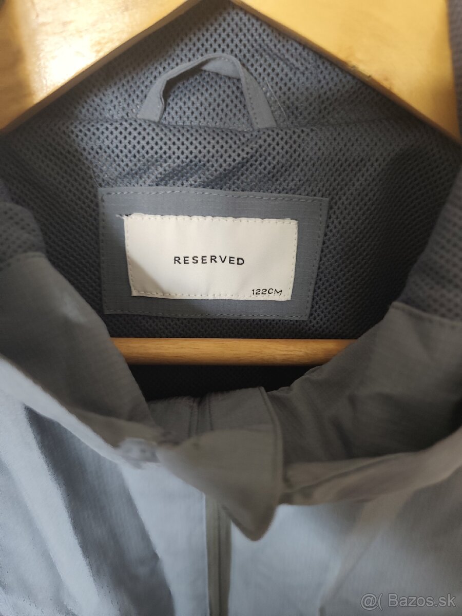 Tenká chlapčenská bunda, veľ 122 - 2