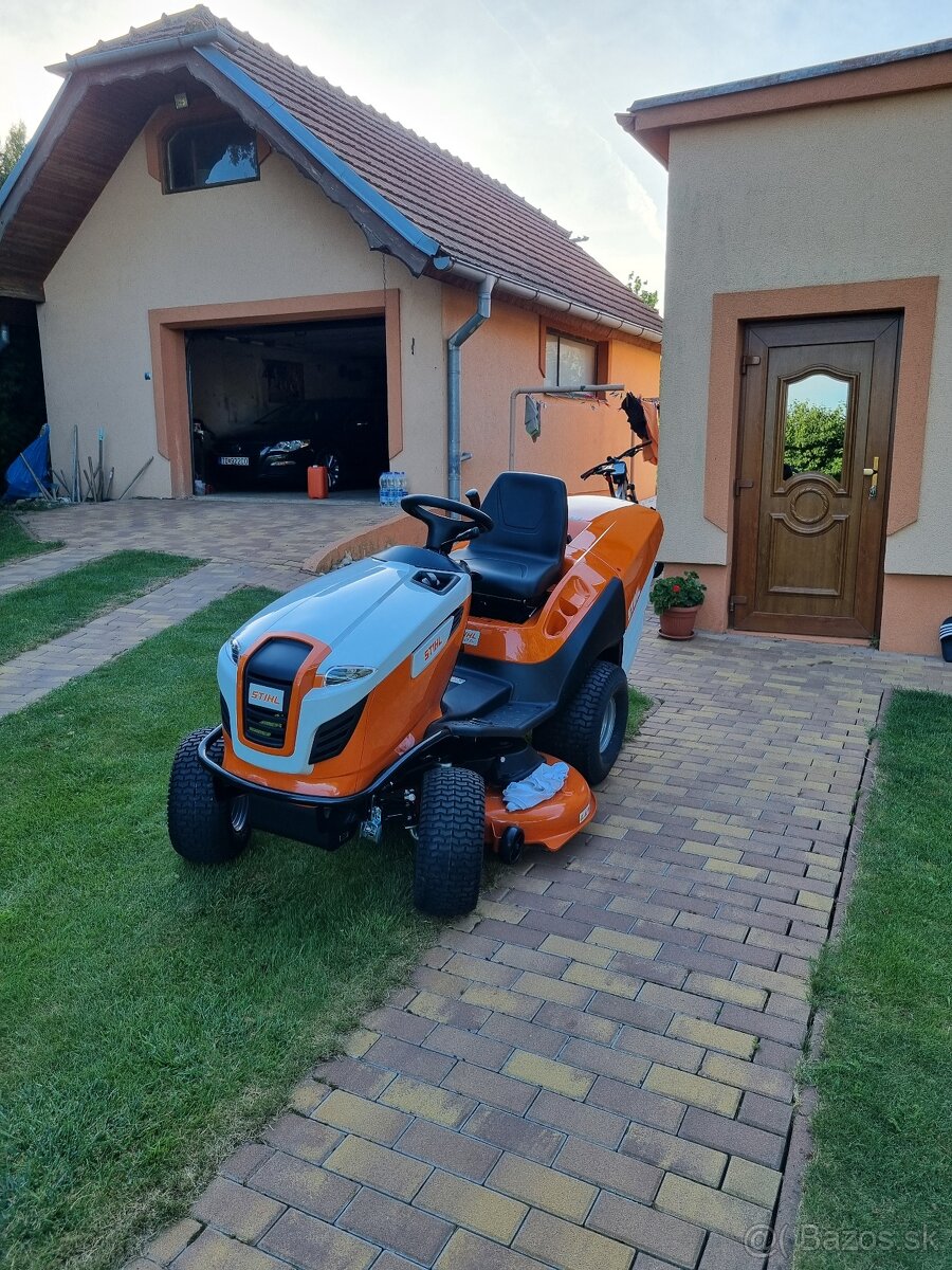 Zahradny traktor - 2