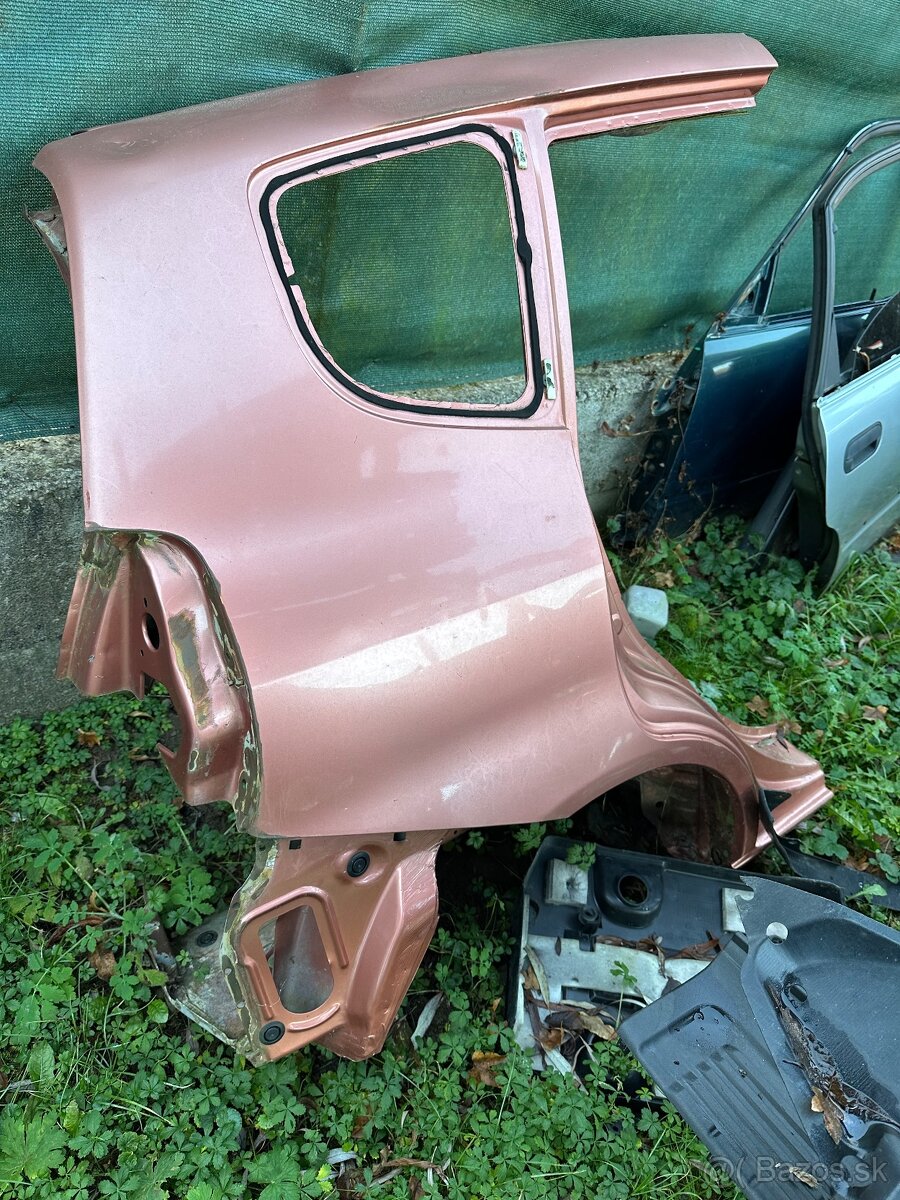 Predám zadný Blatník Honda Jazz 2002-2008 - 2