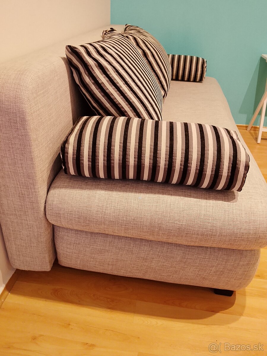 Rozkladací gauč - 2