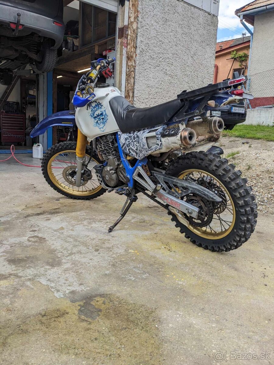 Honda NX 650 Dominator