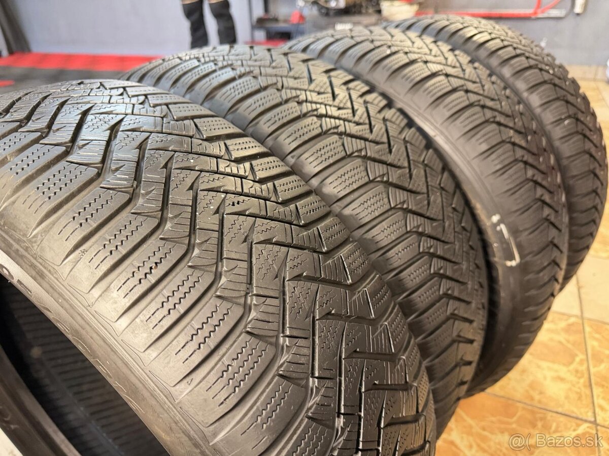 35. Pneumatiky zimne 4ks 205/60R16 Laufenn - 2