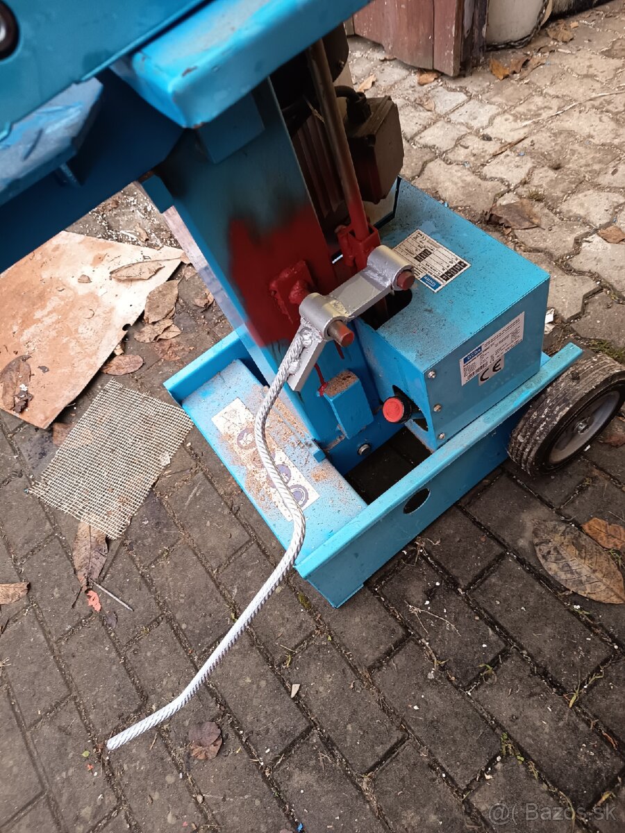 Hydraulická štiepačka - 2