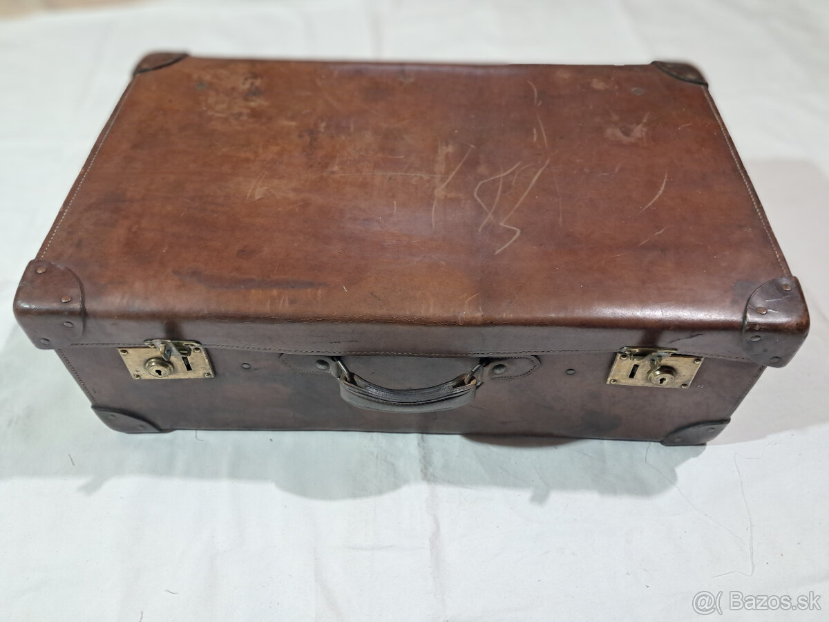 starožitný cestovný kufor (obdobie 1940-1960). - 2