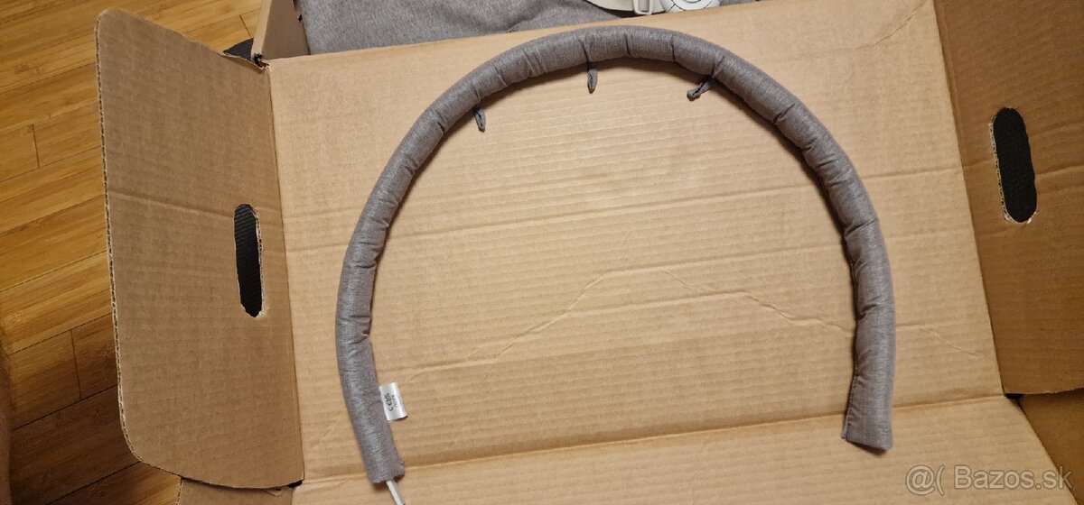 Stokke Nomi Newborn Set + Play bar (tyč na hračky)
- 2