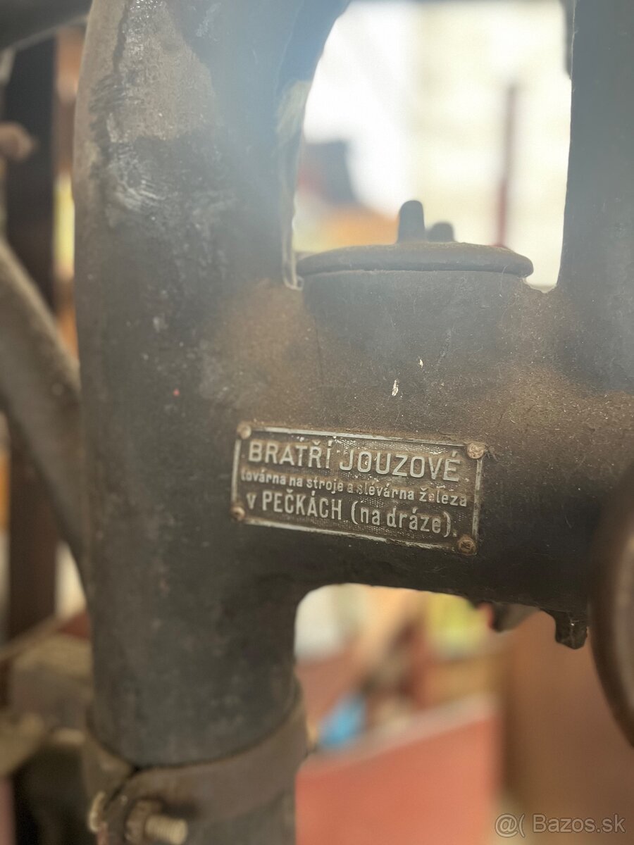 Historická stĺpova vŕtačka - 2