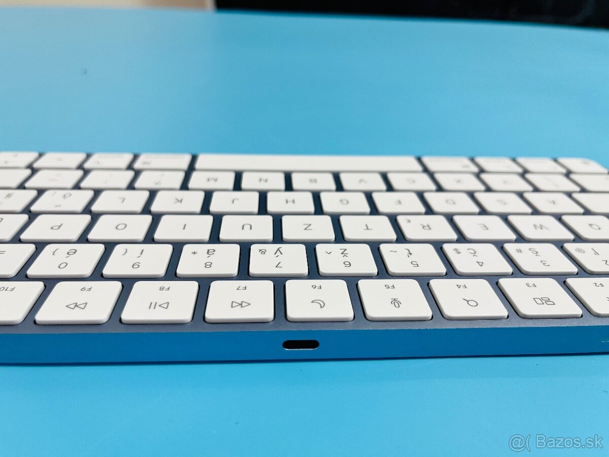 Apple Magic Keyboard SK USB-C s Touch ID modra ako nova - 2