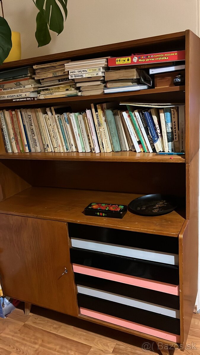 Multifunkčná skrinka - sekretár - 2