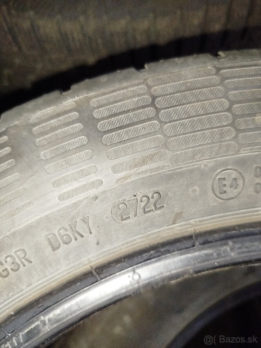 Continental 215/55 r17 - 2