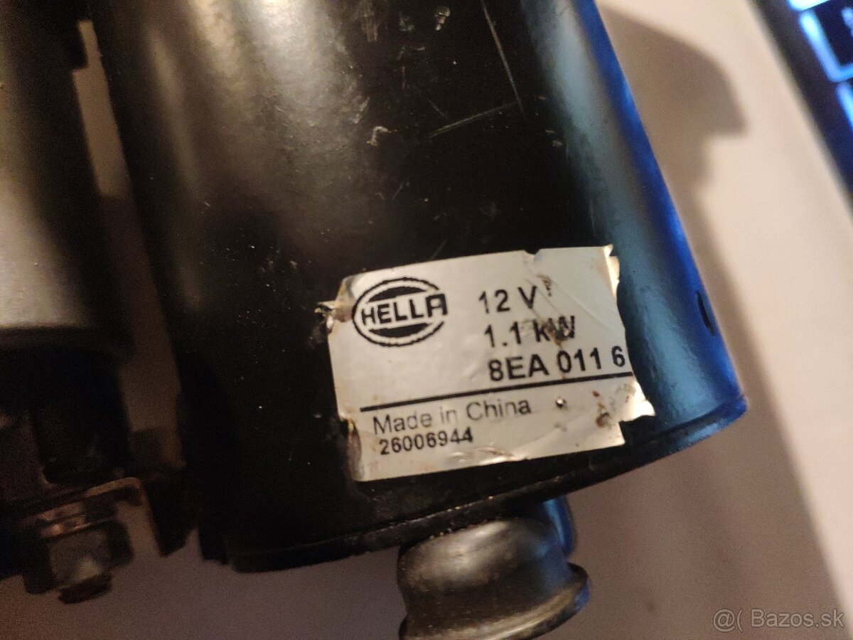 Štartér HELLA 8EA011610461 Audi A4, Passat B5 - 2