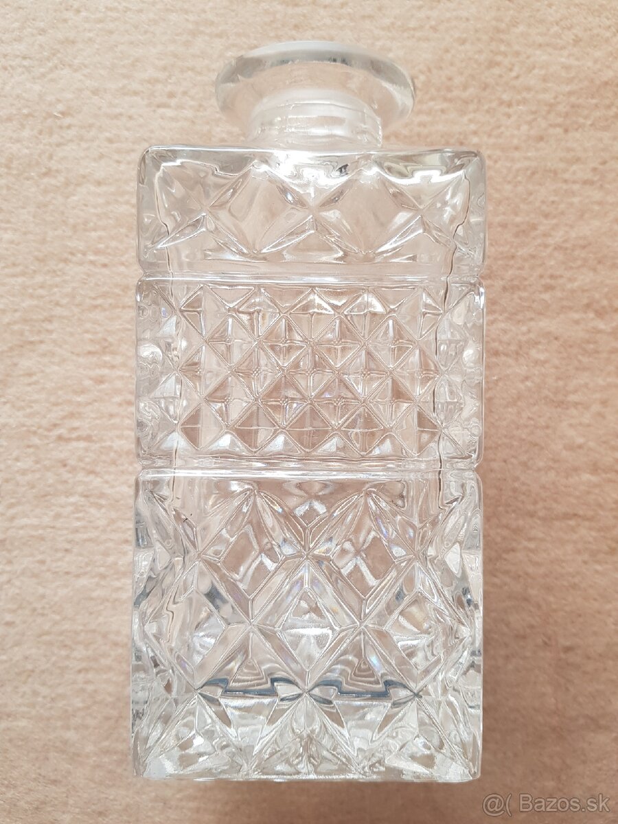 Krištálová karafa - 2