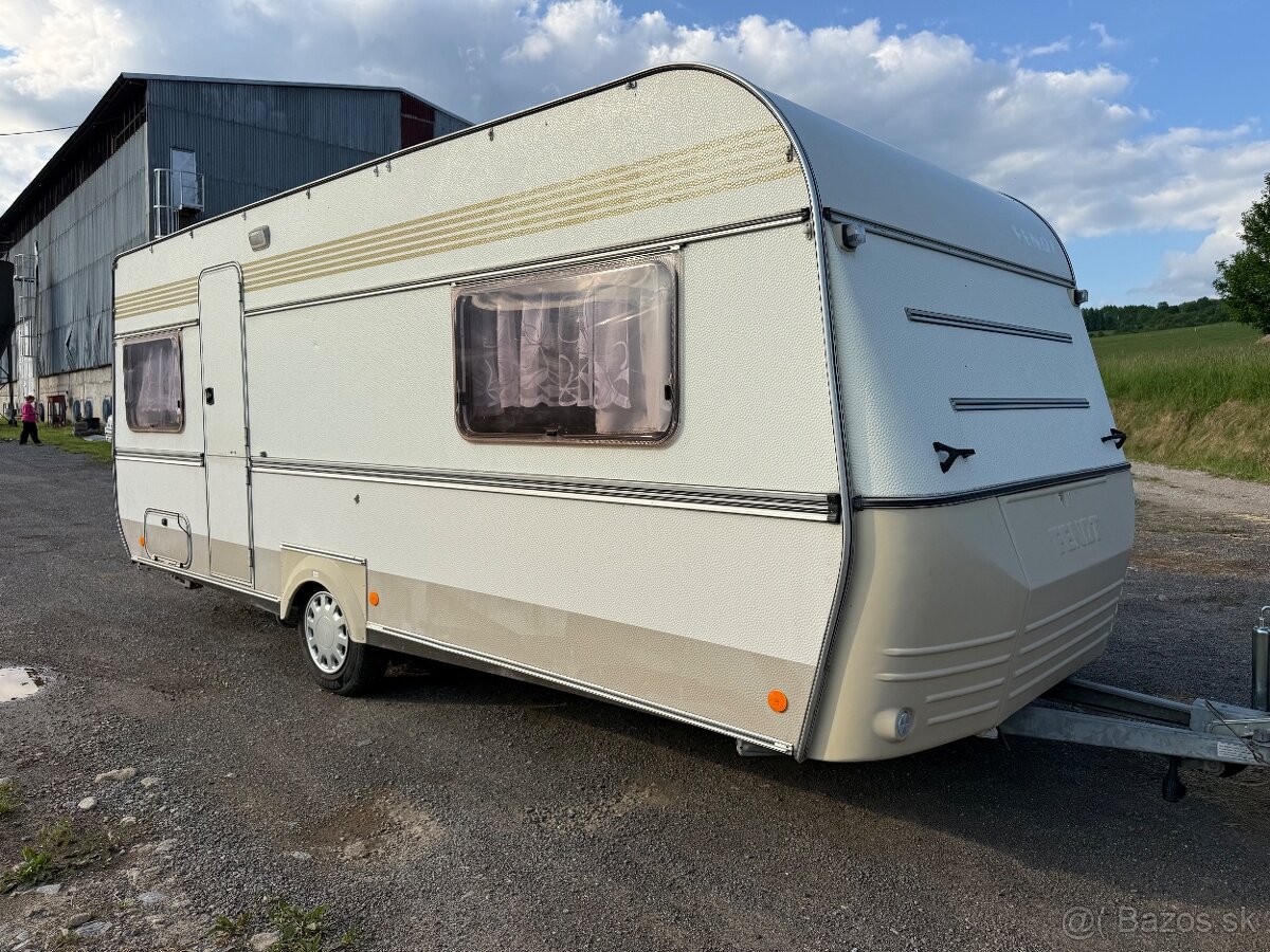 Predam karavan Fendt - 2