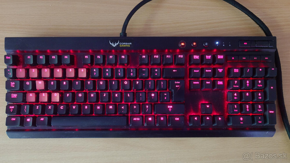 Predám Corsair Gaming K70 - 2