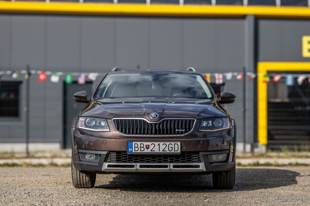 Škoda Octavia Combi Scout AT/6 135kW - 2
